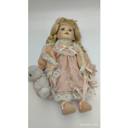  - Porcelán baba - macival, Leonardo collecio (559)