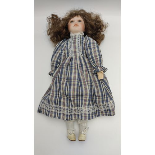  - Porcelán baba -  (751)