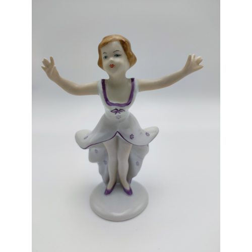 ARPO - Hölgy - román porcelán dízőz figura (82)